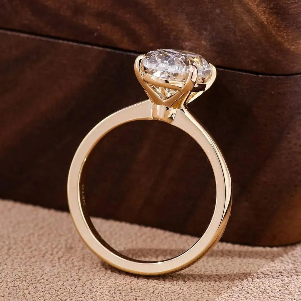 3 Carat Oval Cut Lab Grown Diamond Ring in 18k Gold