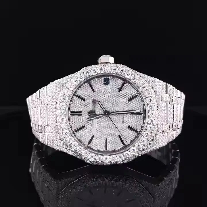 Mens fashion luxury moissanite watch with stainless steel band and quartz movement