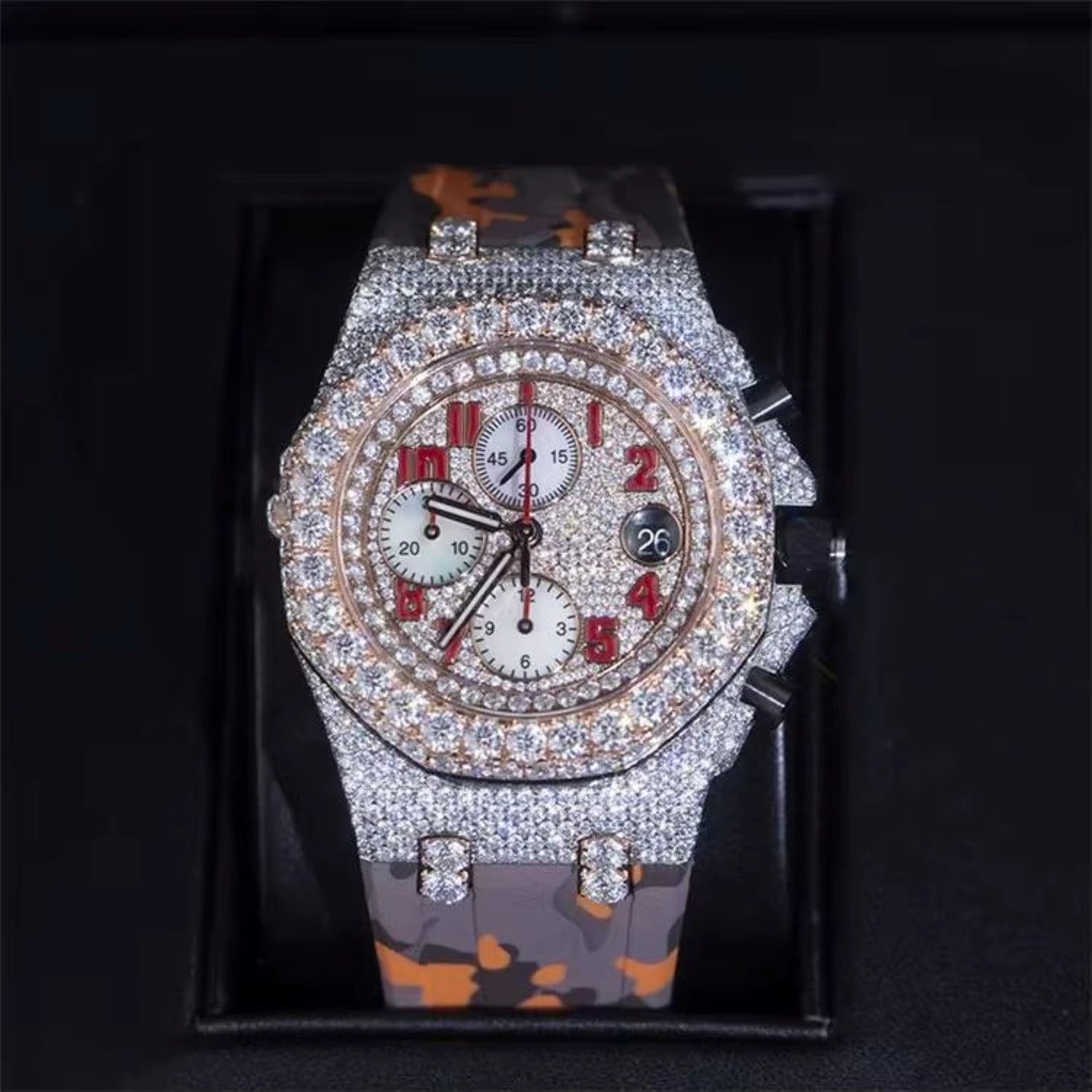 Moissanite Glass Dial Rubber Band Men's Watch - The Gold Collective