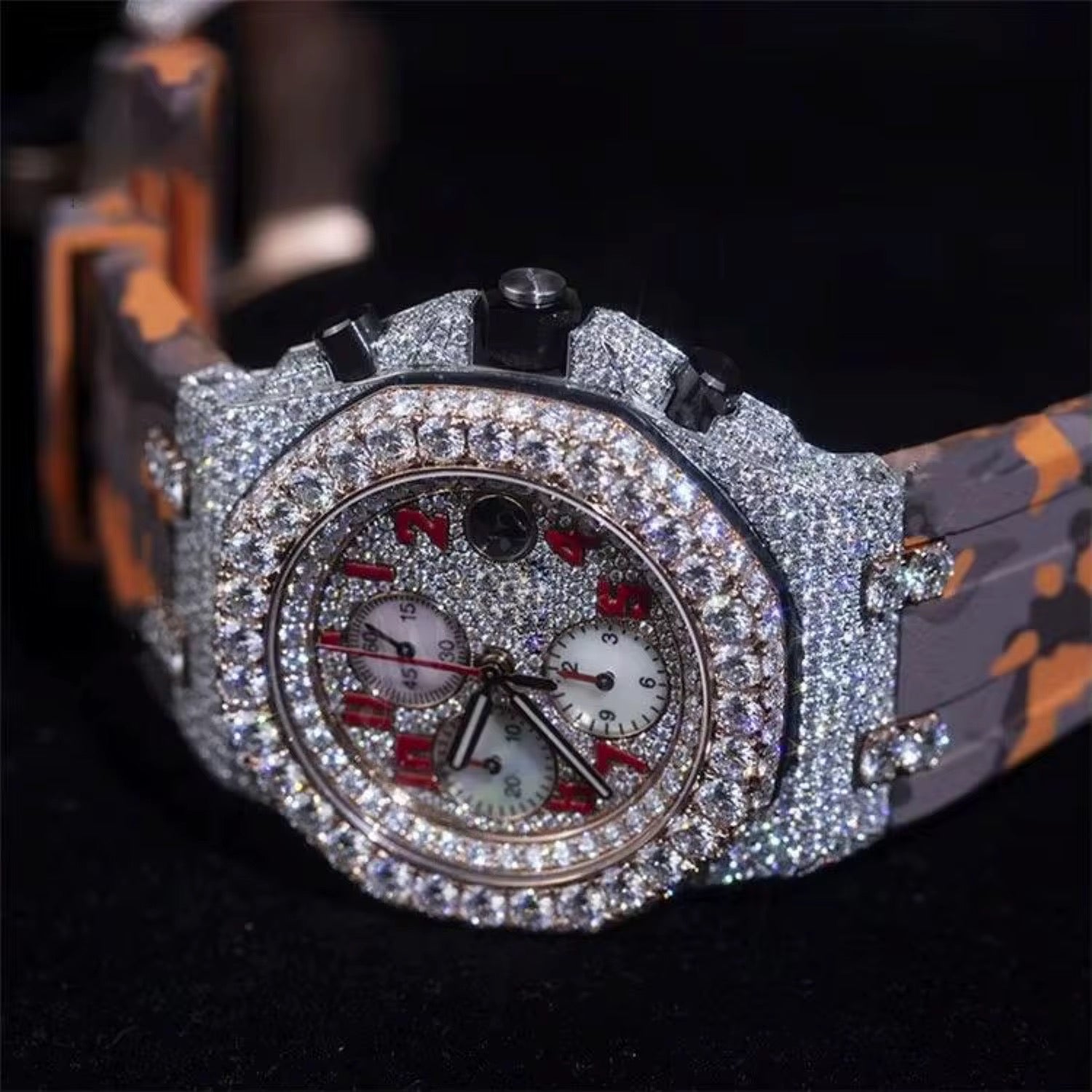 Moissanite Glass Dial Rubber Band Men's Watch - The Gold Collective