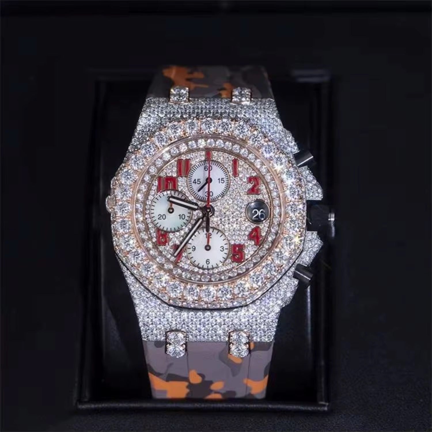 Moissanite Glass Dial Rubber Band Men's Watch - The Gold Collective